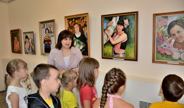 Персональная выставка художника Владимира Никитина открылась в Гае